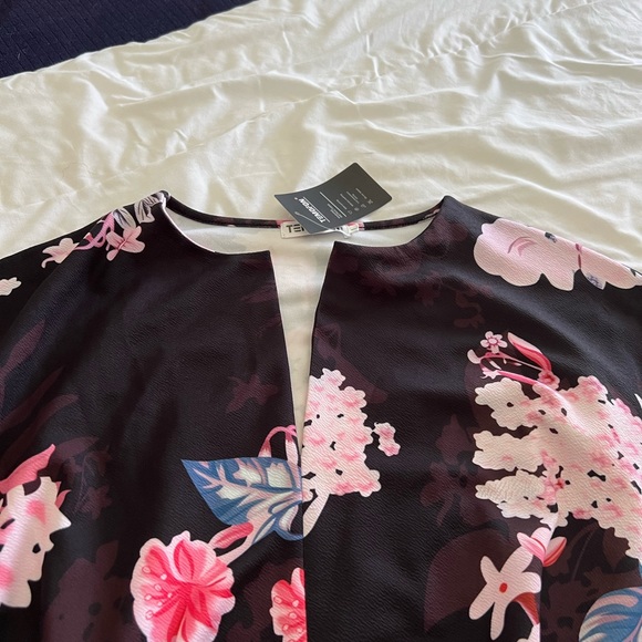 😍😍Dress 😍😍 - Picture 6 of 8